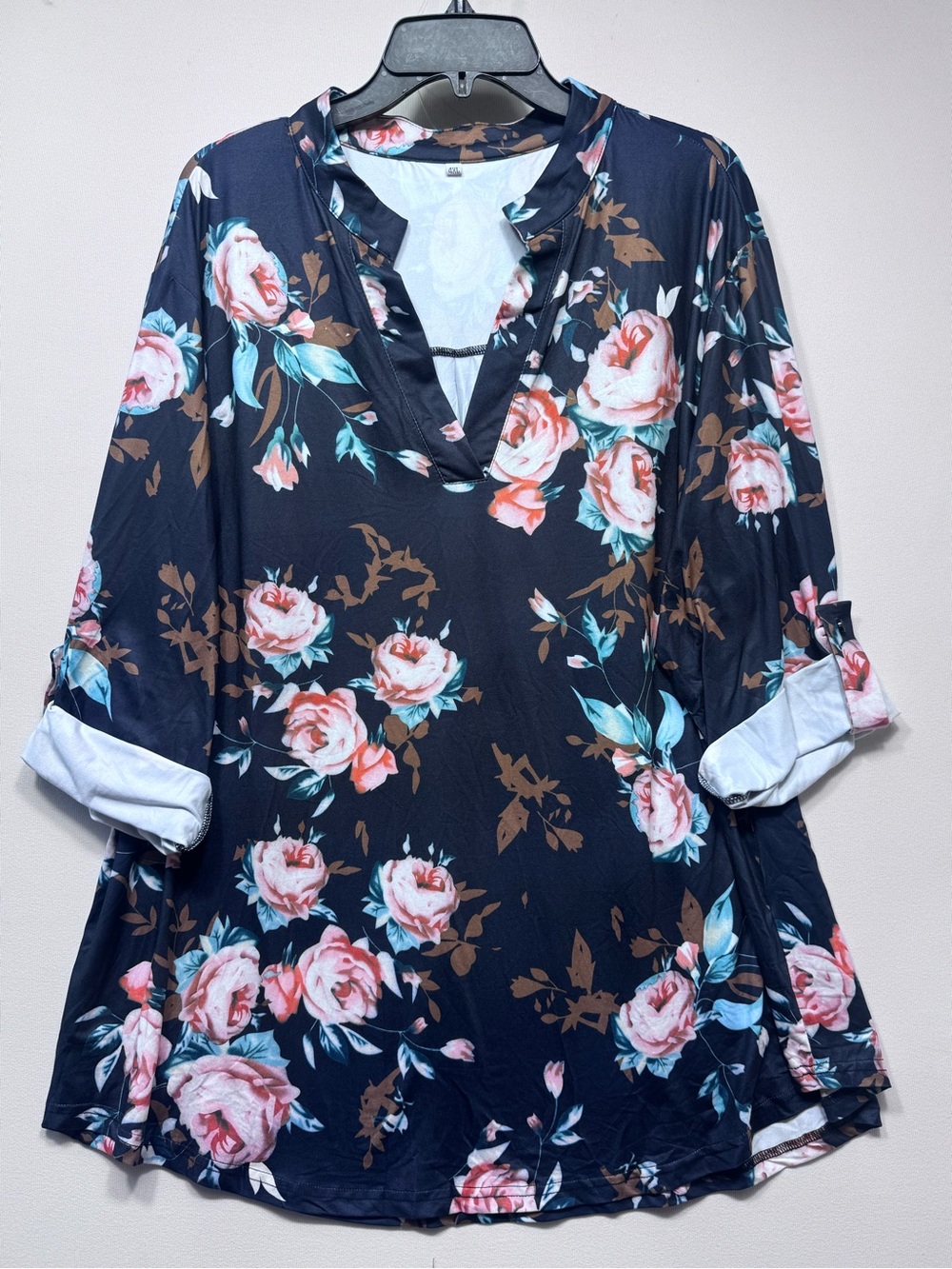 Plus Size 3/4 Sleeve tunic top Floral Print V Neck  NWOT